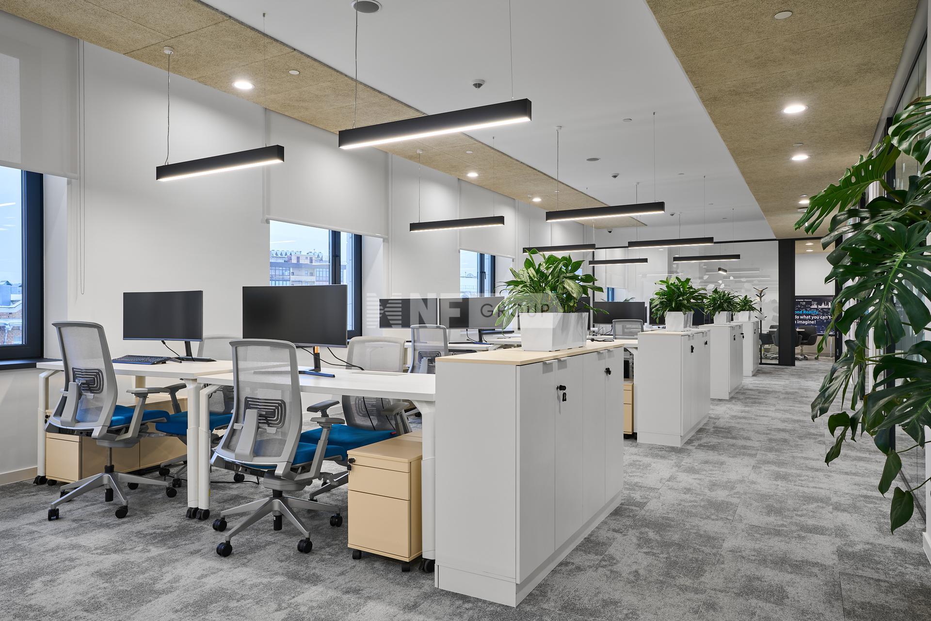 На Овчинниковской (1223)