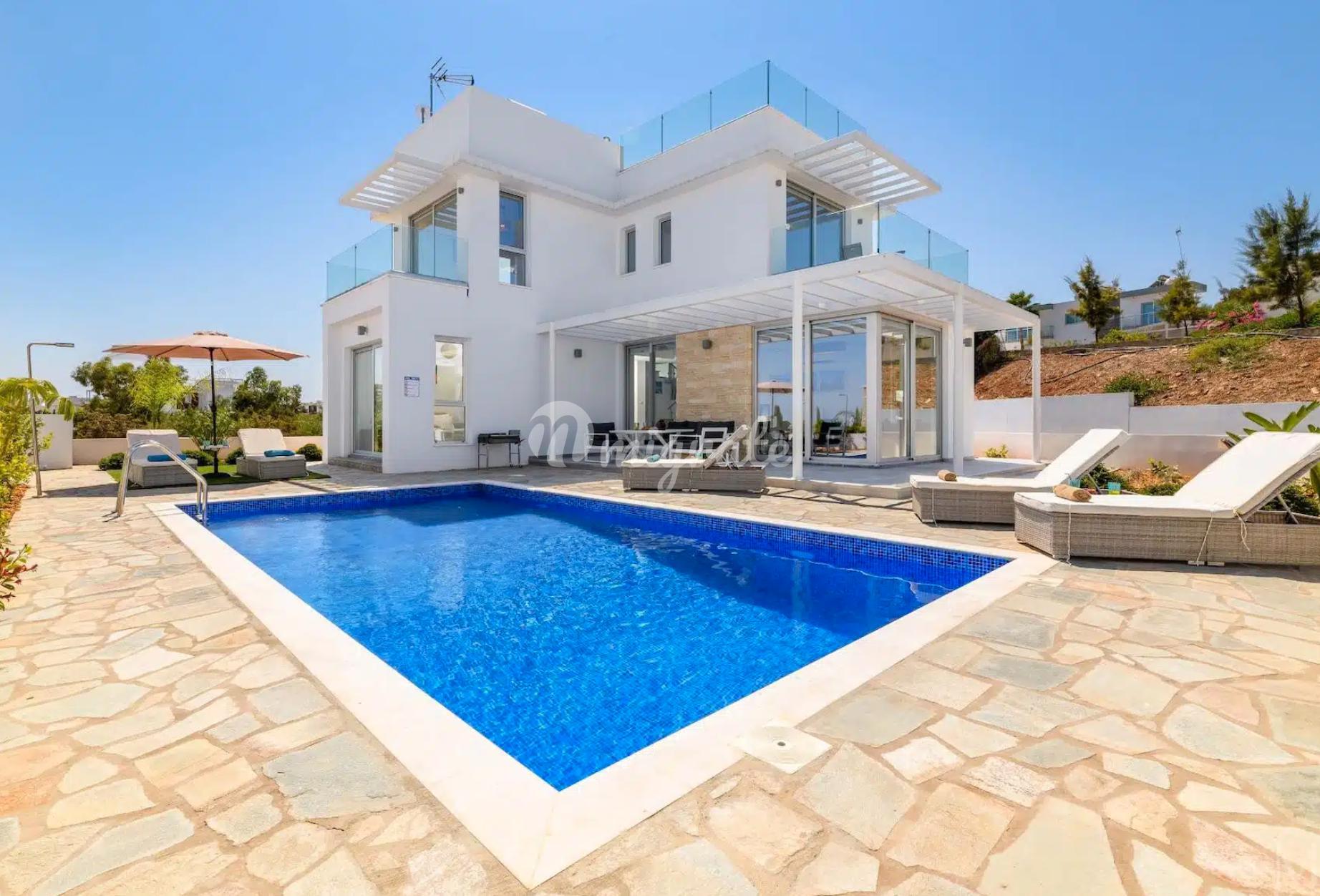 Вилла с 3 спальнями в Протарасе, Фамагуста
 (3 Bedroom Villa in Protaras, Famagusta)