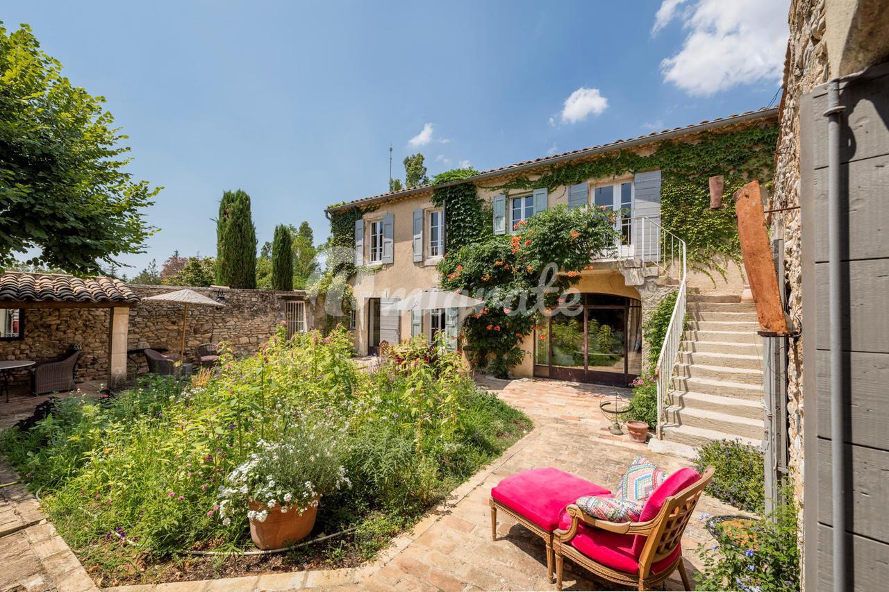 Вилла в Bonnieux, Vaucluse, Provence-Alpes-Côte d`Azur