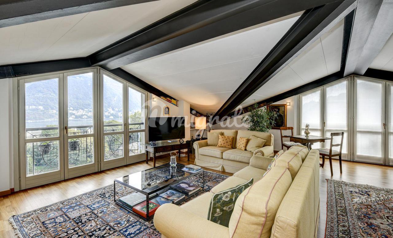 Апартамент в Como, Lombardy