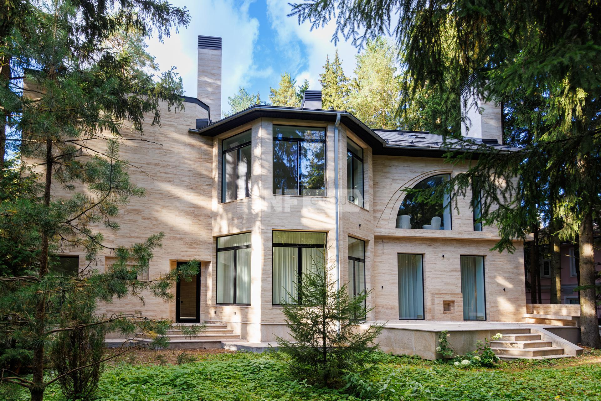 «Лебединое озеро» (Lebedinoe ozero)