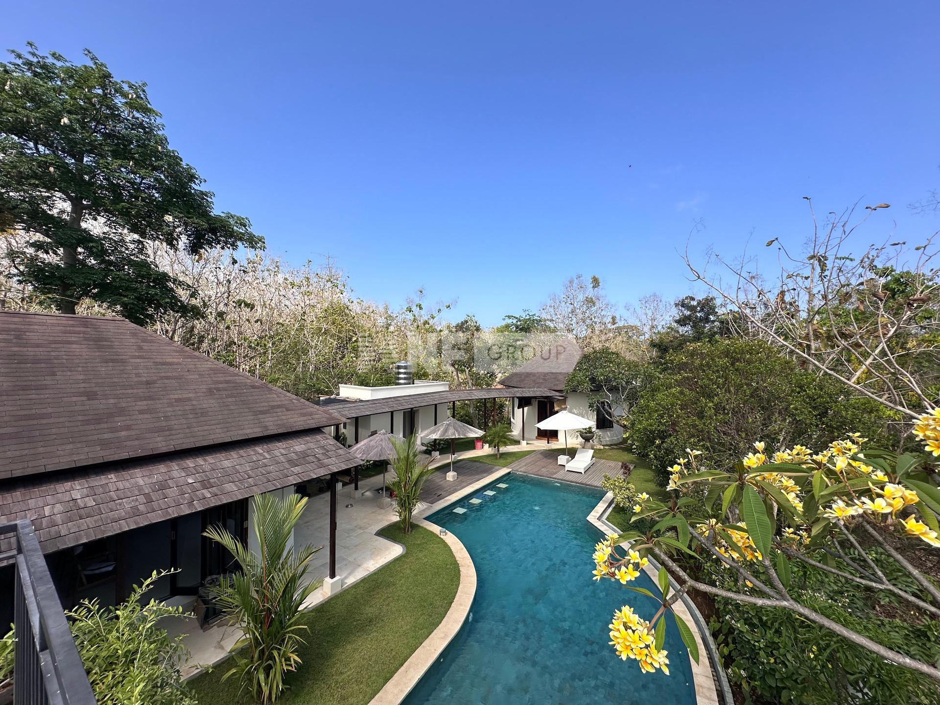 5 Bedrooms Property in Prime Jimbaran