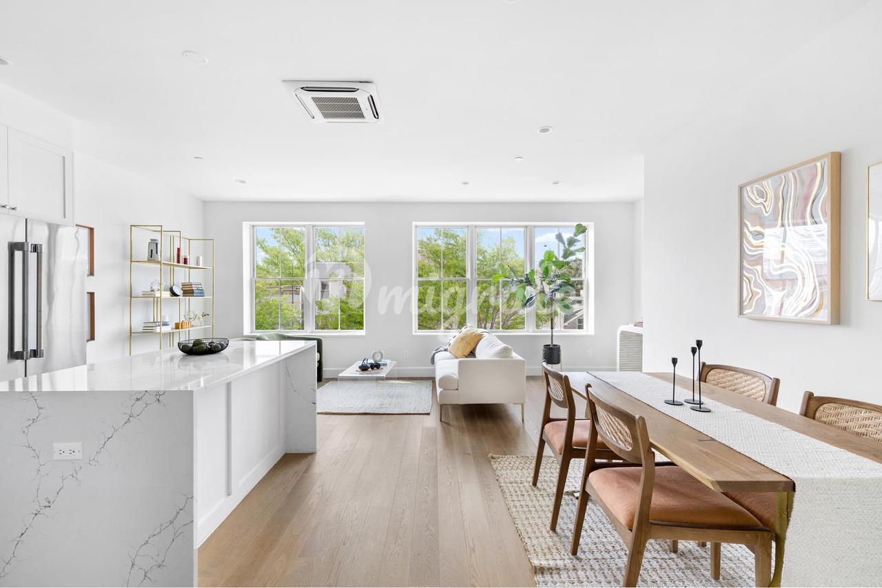 Кондоминиум в 49 E 4TH ST, 3A - Windsor Terrace, New York