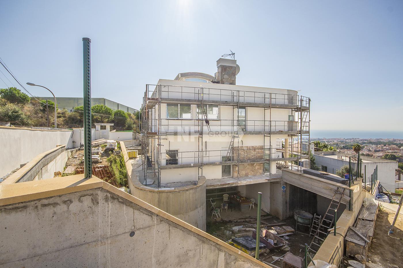 Вилла с панорамным видом на море в Вилассар-де-Дальт (BestMaresme)