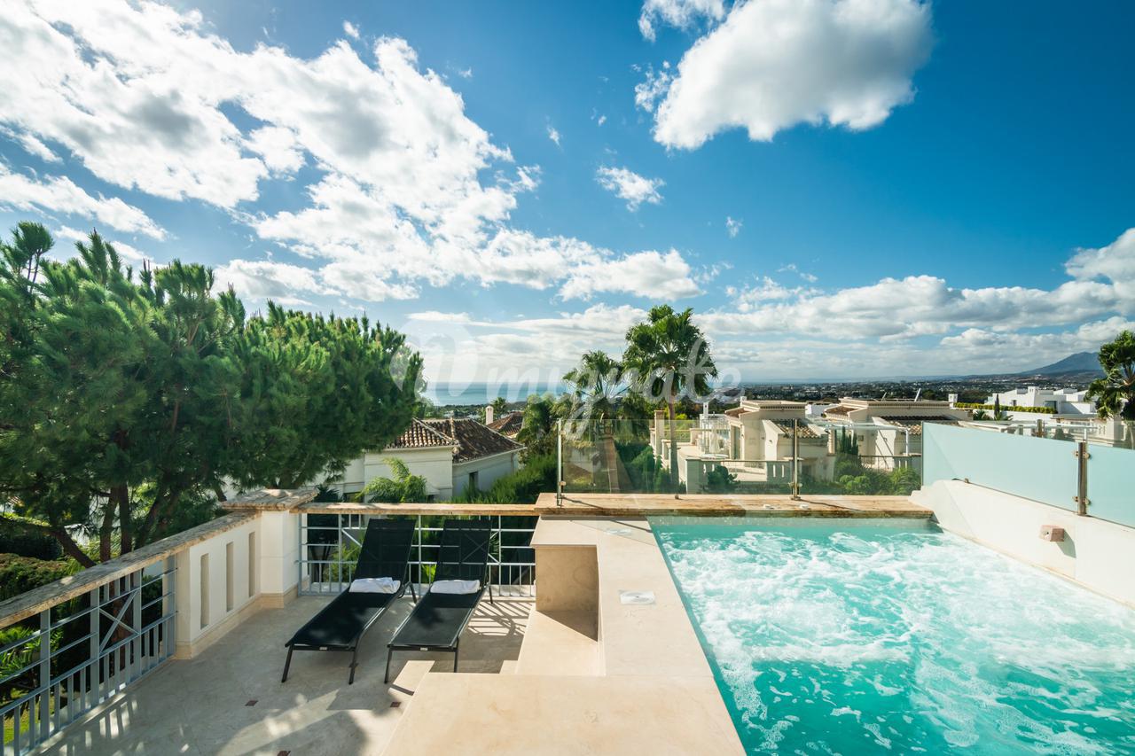 Вилла в Sierra Blanca del Mar, Marbella, Malaga