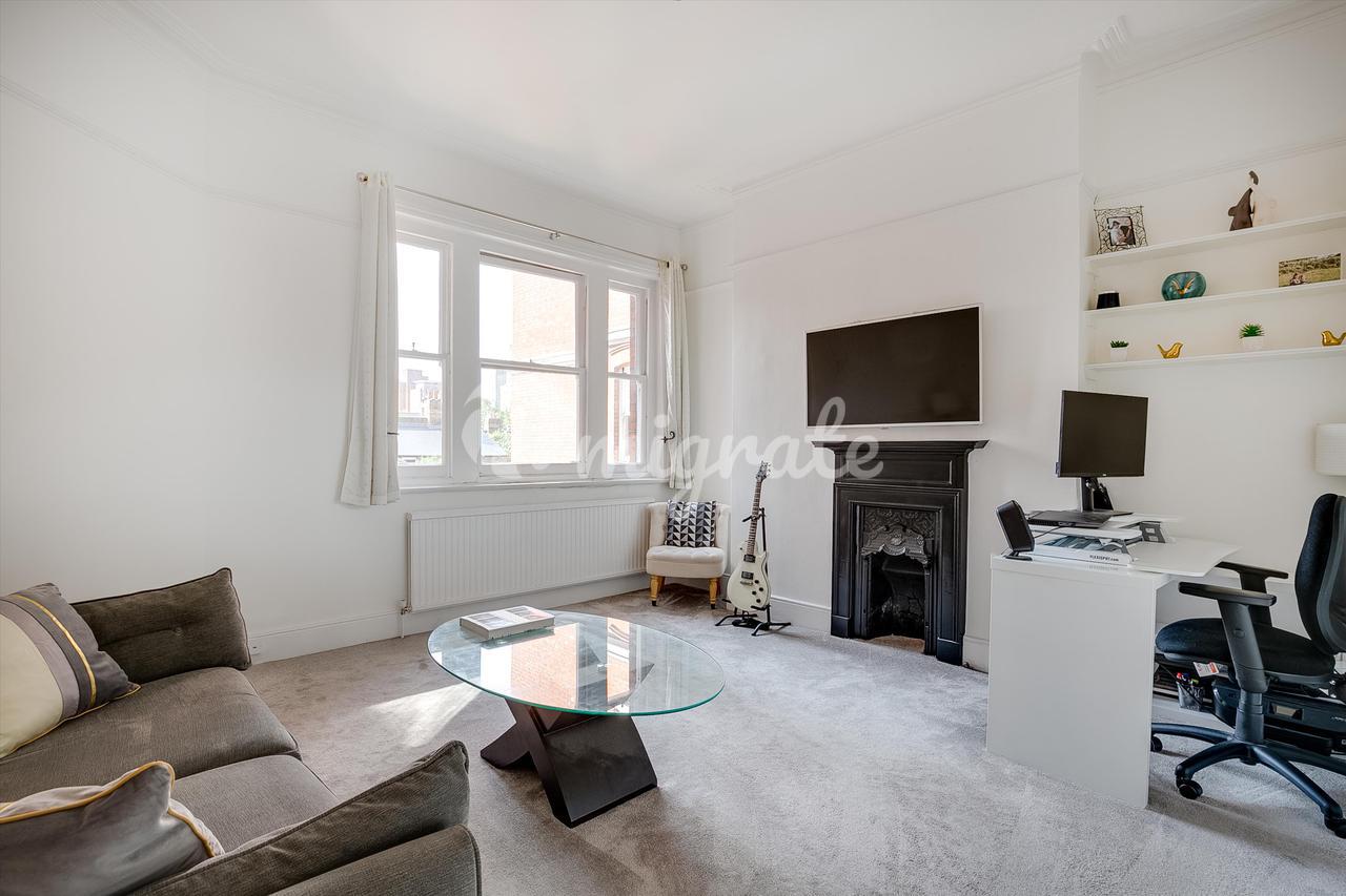 Квартира в Albert Palace Mansions, Lurline Gardens, London, SW11