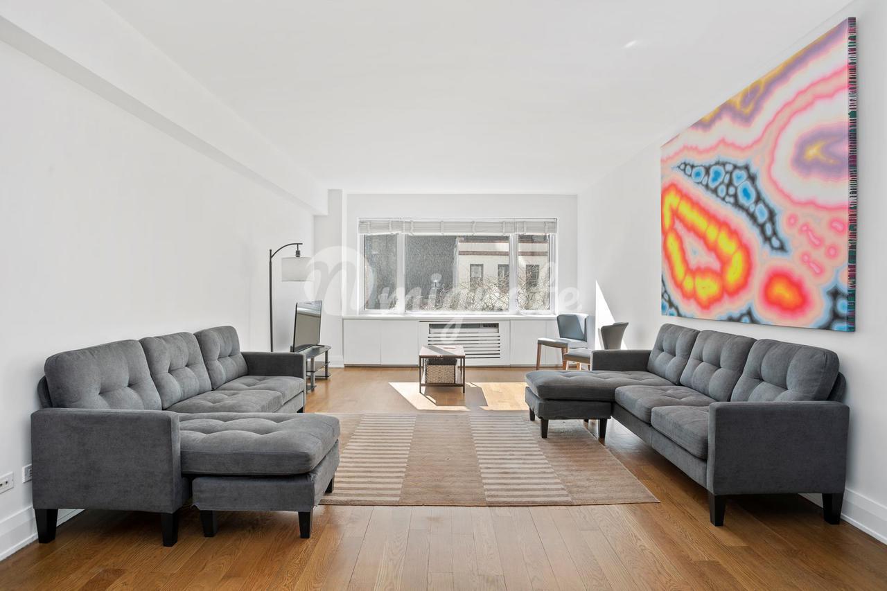 Кондоминиум в 211 E 51ST ST, 4B - Turtle Bay, New York