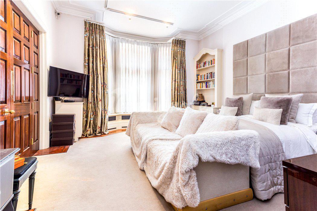 Квартира в Mount Street, London, W1K