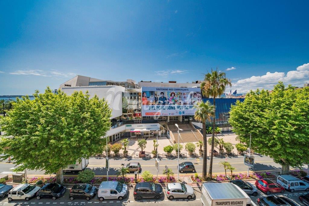 Апартаменты в престижном районе Канн (7960)