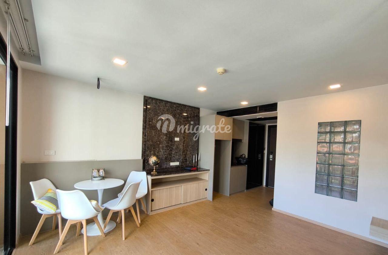 Студия Кондо на продажу в The Beach Condotel (The Beach Condotel)