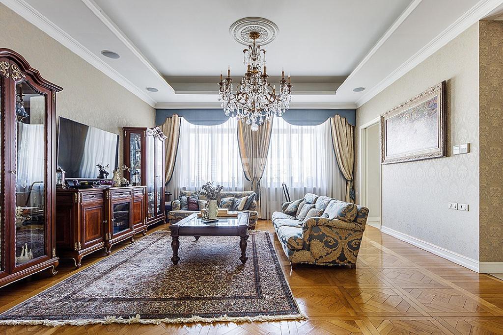 «Онегин» (Онегин)