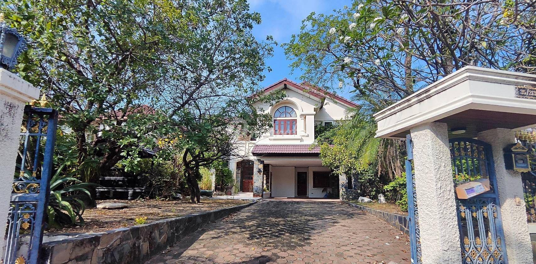 3 спален Дом на продажу в Ladawan Srinakarin (Ladawan Srinakarin)