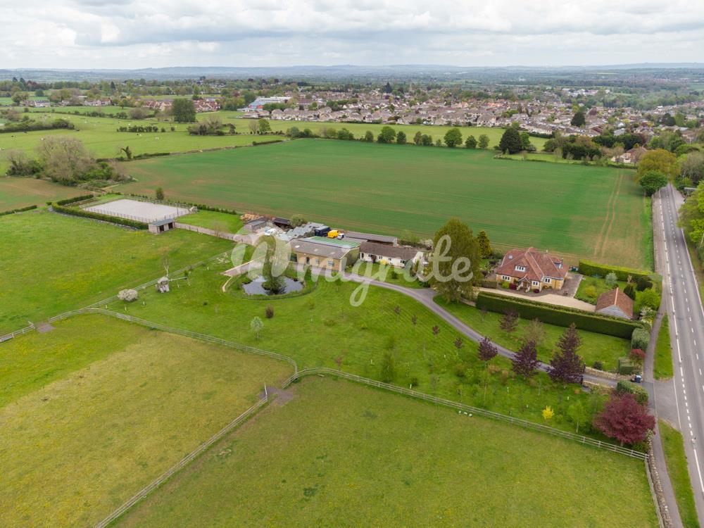 Вилла в Winsley Road, Bradford-on-Avon, Wiltshire, BA15