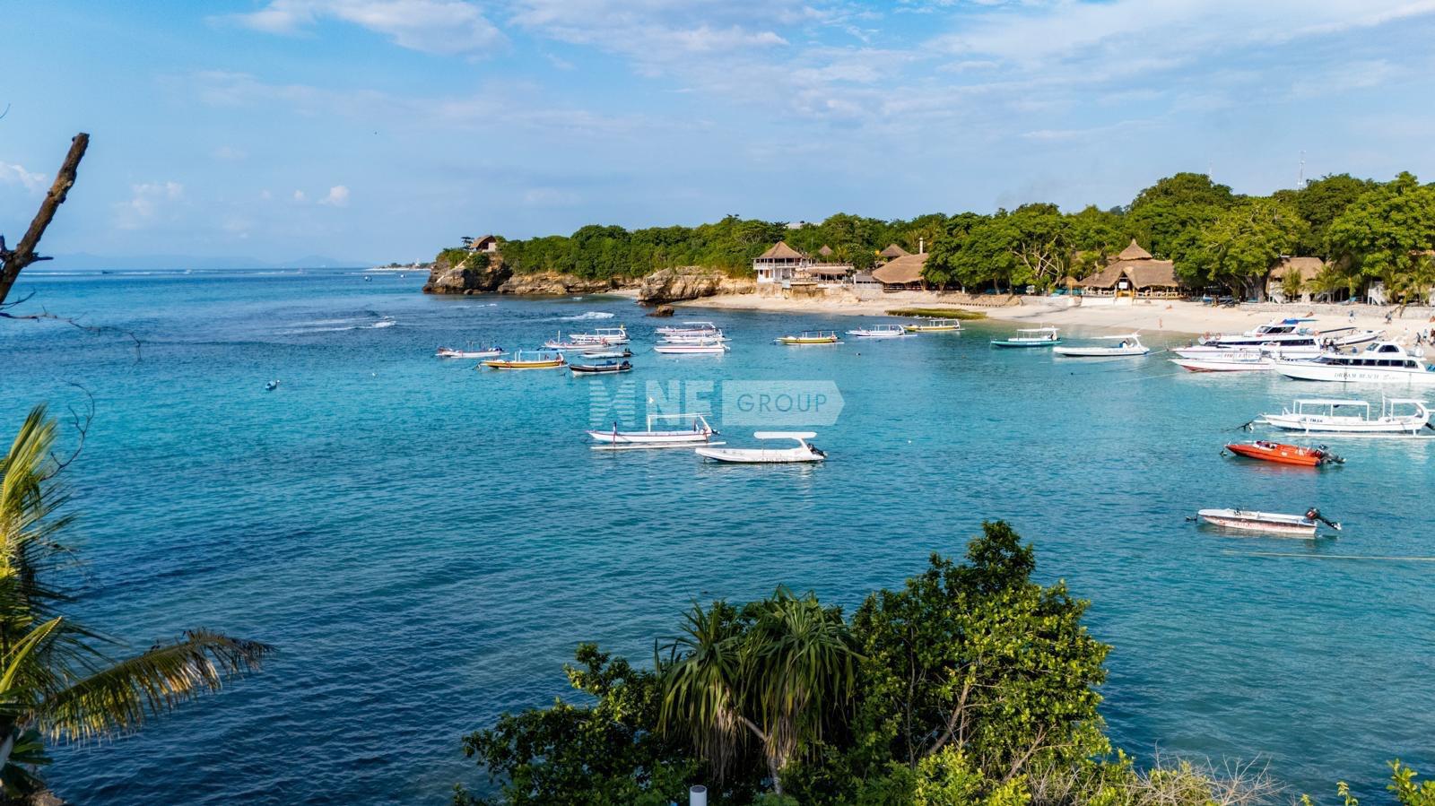 Premium 2,200m2 Waterfront Land At Exclusive Mushroom Bay, Nusa Lembongan.
