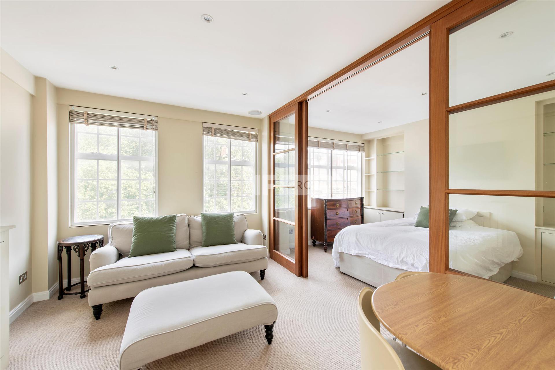 Квартира в Kings Court North, Kings Road, London, SW3