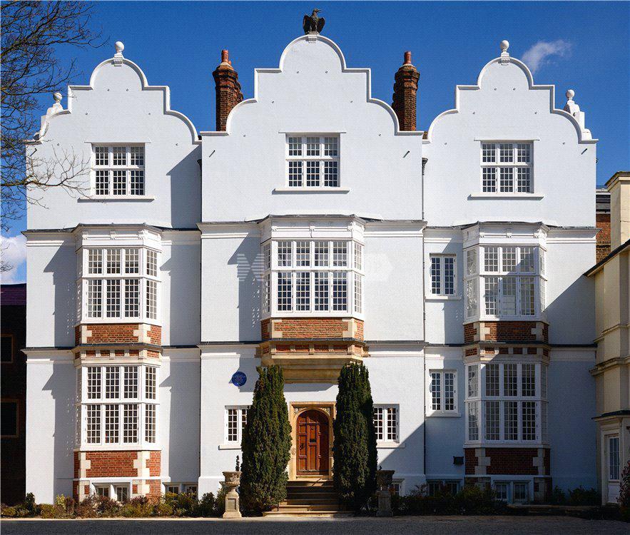 Квартира в Flat 6, Eagle House, High Street, Wimbledon Village, London, SW19