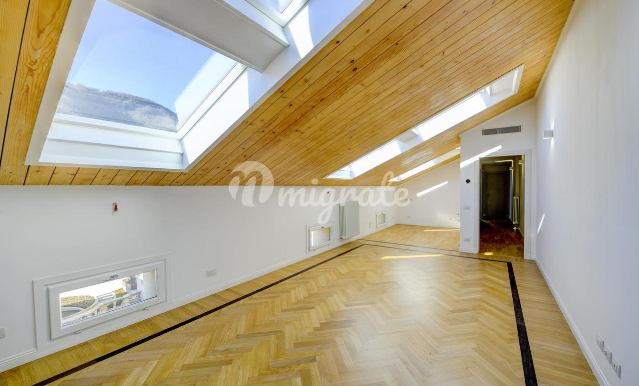 Апартамент в Como, Lombardy