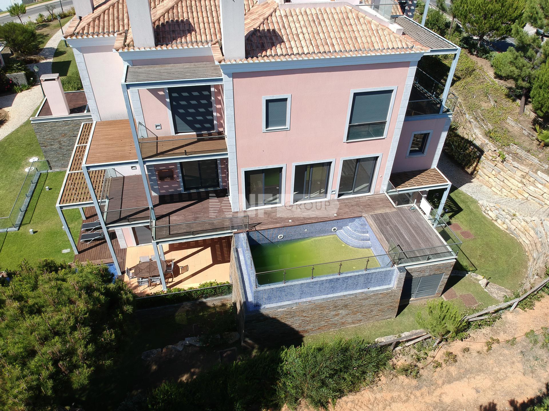 Апартаменты с бассейном (2929 mapro real estate)