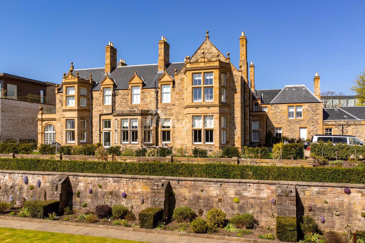 Квартира в Ellersly Road, Edinburgh, EH12