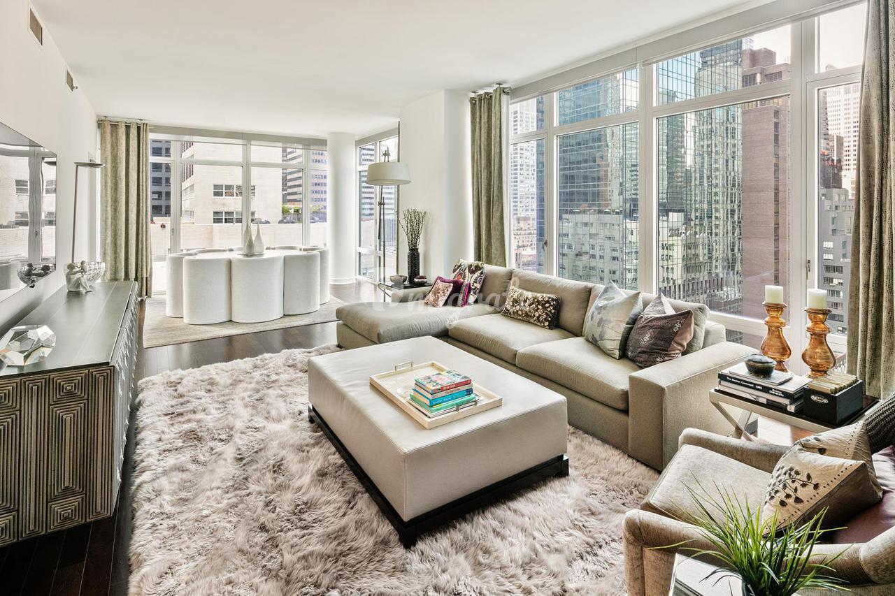 Кондоминиум в Place 57, 207 E 57TH ST, 21B - Midtown, New York