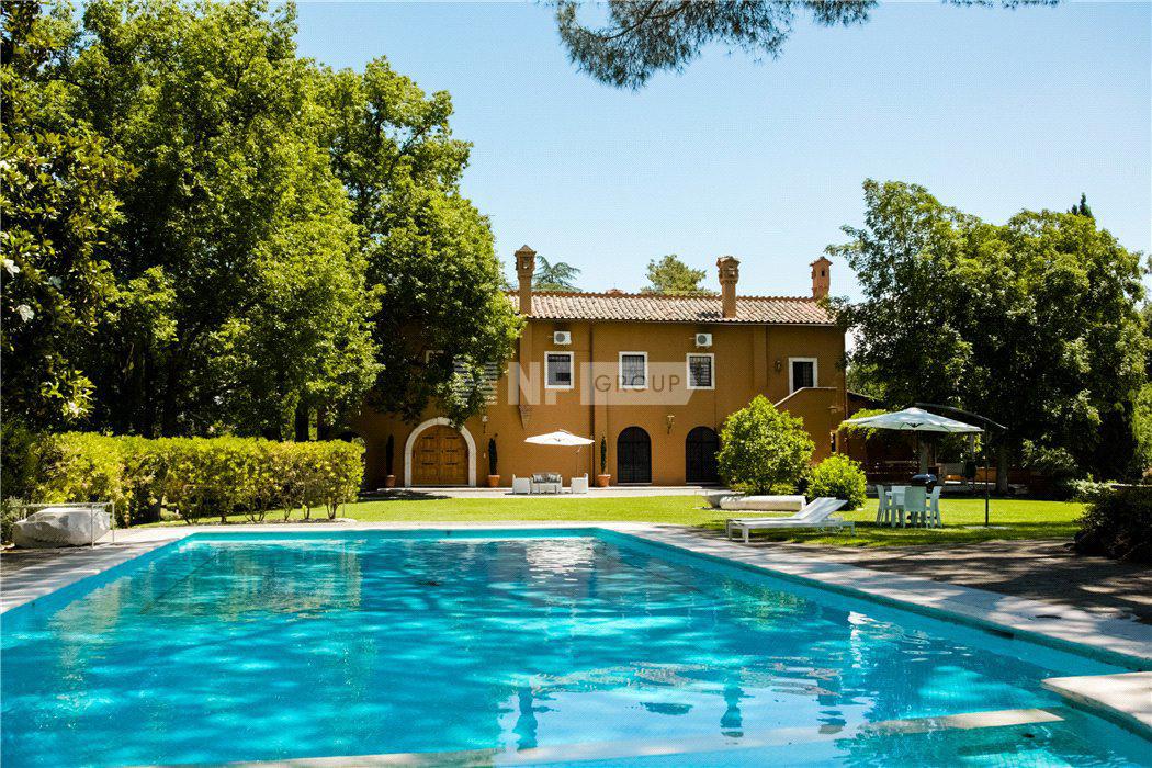 Историческая вилла в Риме