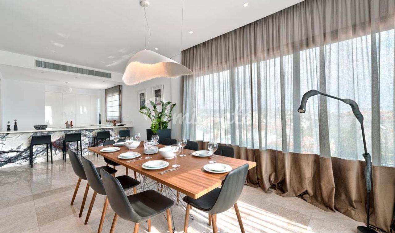 Пентхаус с 3 спальнями в районе Папас, Лимассол
 (3 Bedroom Apartment Penthouse in Papas area, Limassol)
