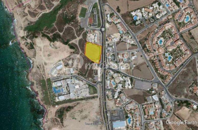 Участок в Королевских гробницах, Пафос
 (Land in Tombs Of the Kings, Paphos)