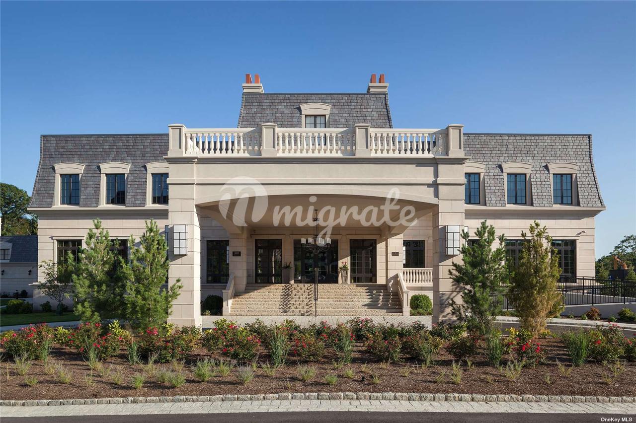 Кондоминиум в 3000 Royal Court, 3111 - North Hills, New York
