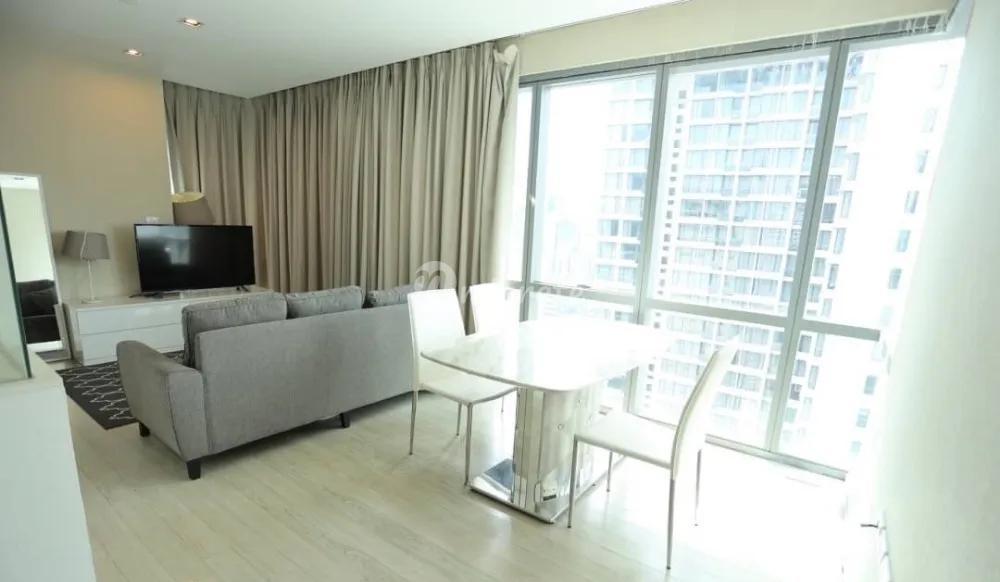 2 спален Кондо на продажу в The Room Sukhumvit 21 (The Room Sukhumvit 21)