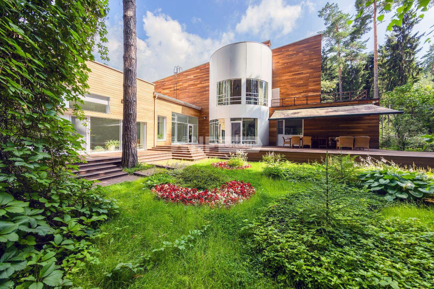 «Сосновый бор» (Sosnovyy bor)