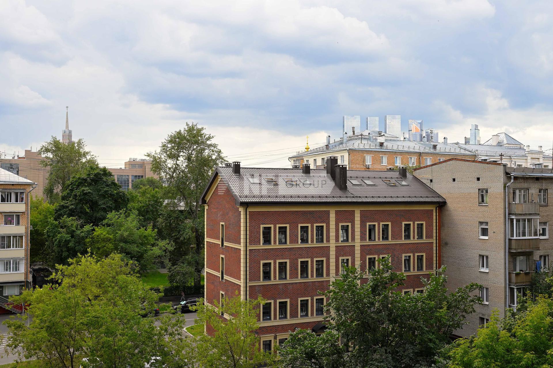 Sky View (Скай Вью)