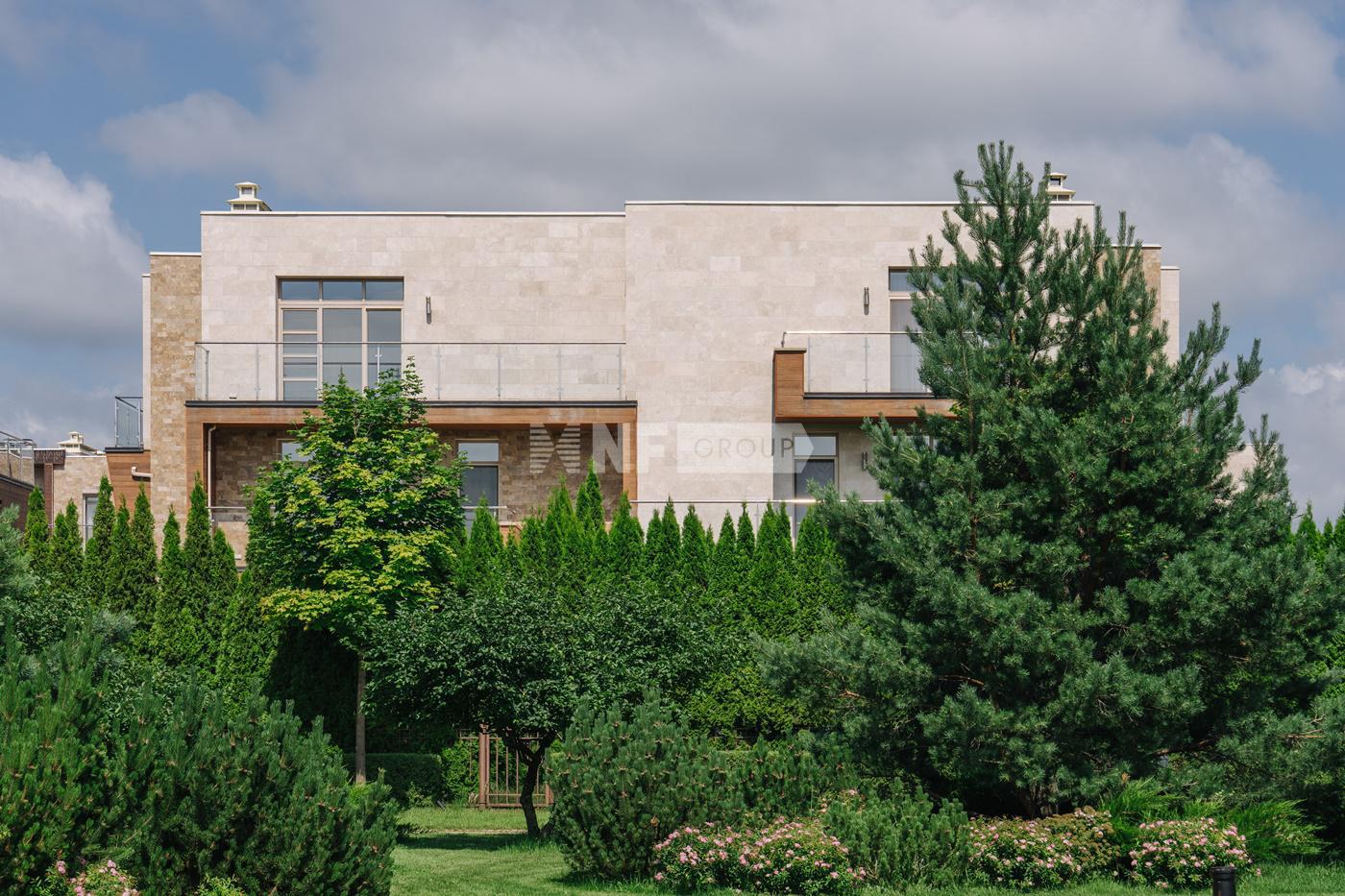 «Парк Авеню» (Park Avenyu)