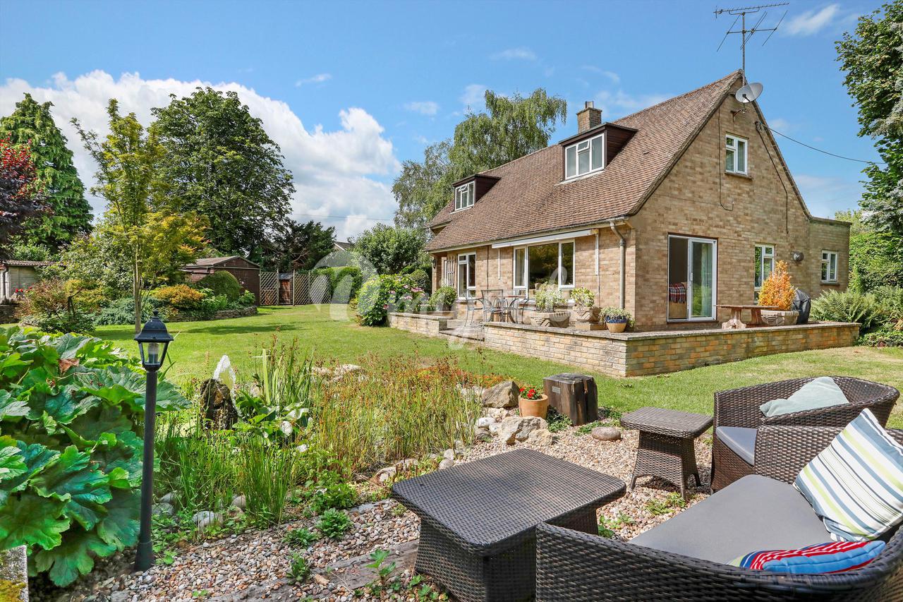 Вилла в Cheltenham Road, Winchcombe, Cheltenham, Gloucestershire, GL54