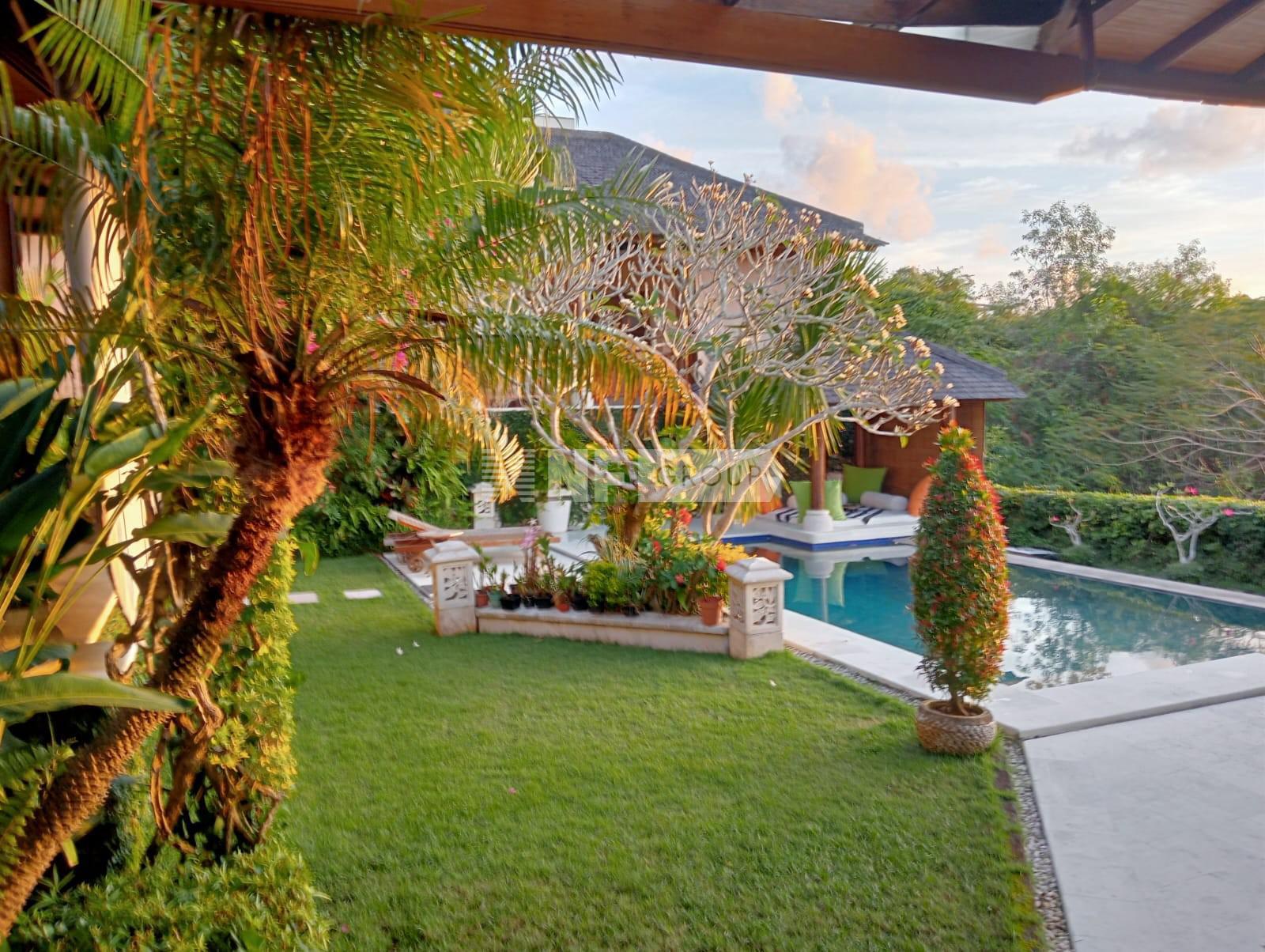 3 Bedroom Luxury Villa in Exclusive Estate