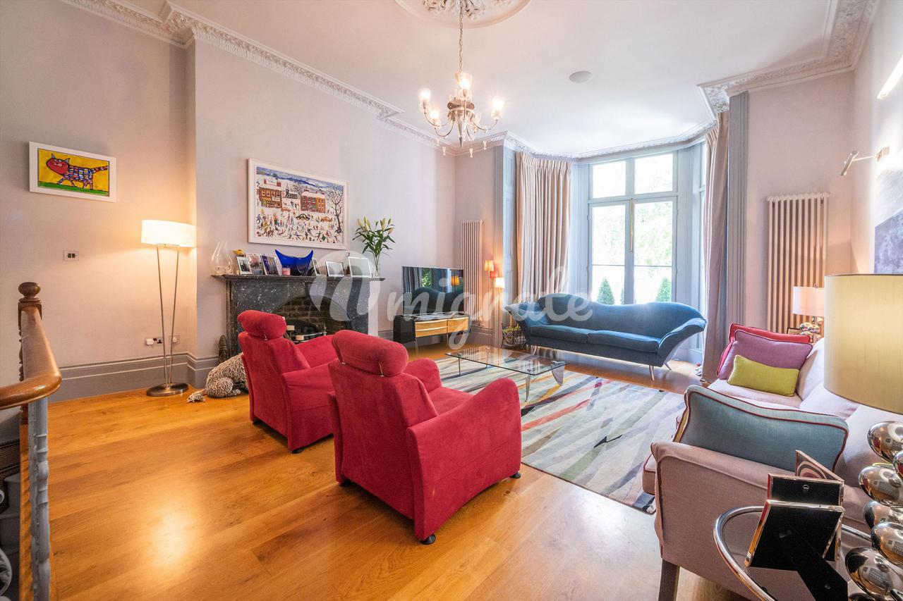 Квартира в Upper Park Road, London, NW3