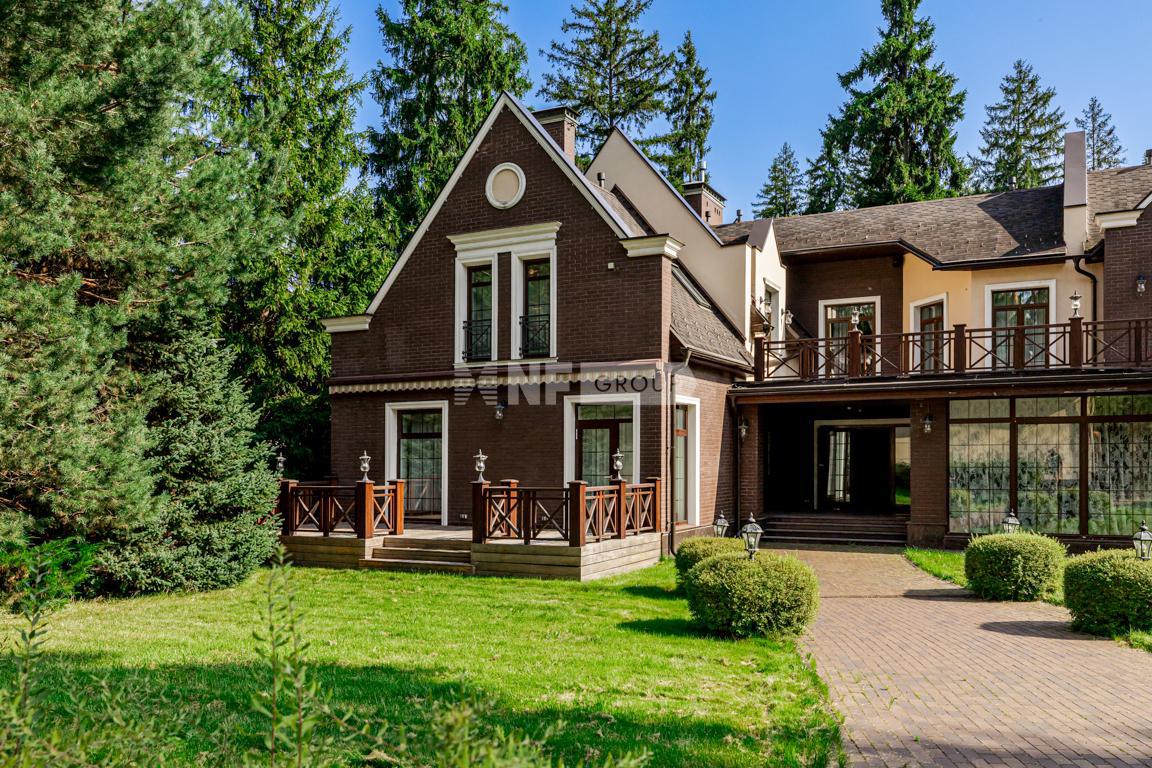 «Жуковка Академическая» (Zhukovka Akademicheskaya)