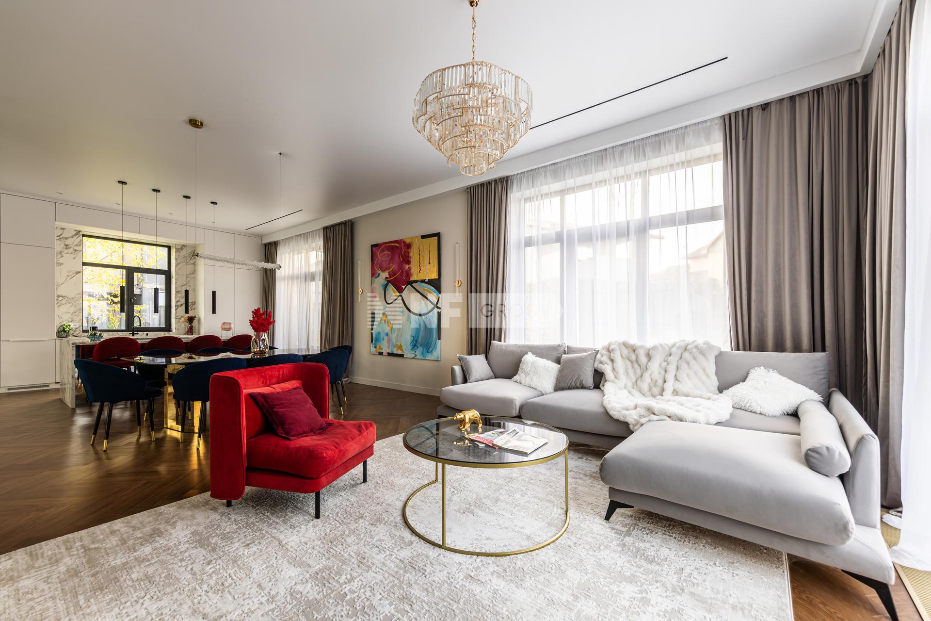 «Павловы Озера» (Pavlovy Ozera)