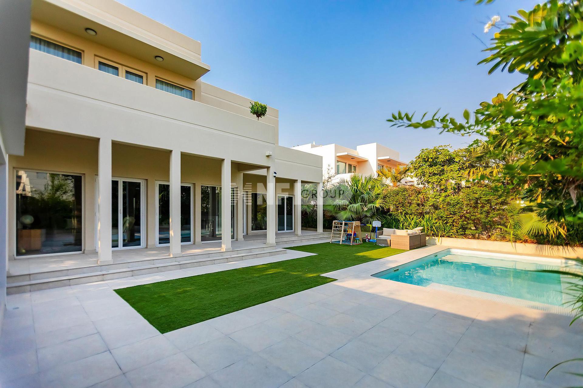 Arabian Ranches villas