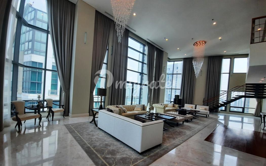 Кондоминиум в Bright Sukhumvit 24 condominium, 528 sq.m