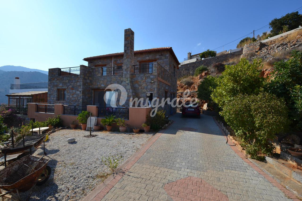 Вилла с видом на залив в Элунде (Greekdom (Айса Бобаева))