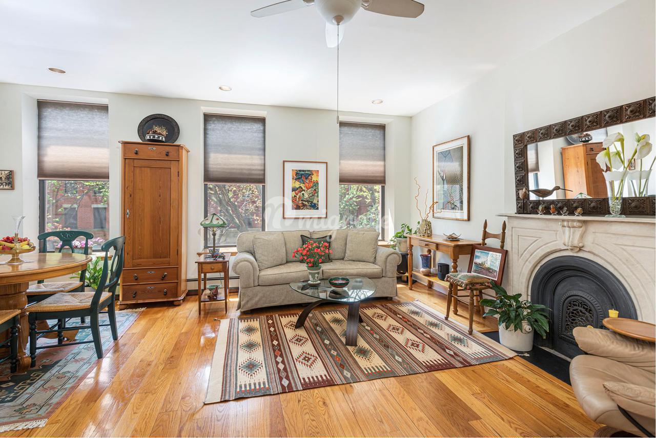 Кондоминиум в 177 SAINT MARKS AVE, 3 - Prospect Heights, New York