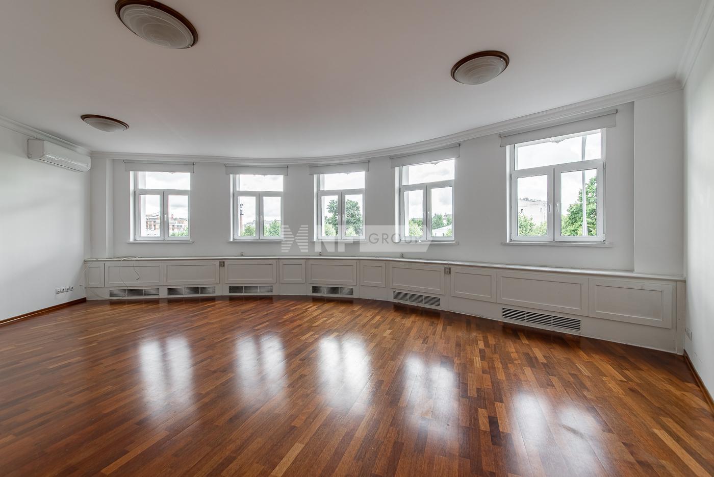 «Палаццио на Цветном» (Палаццио на Цветном)