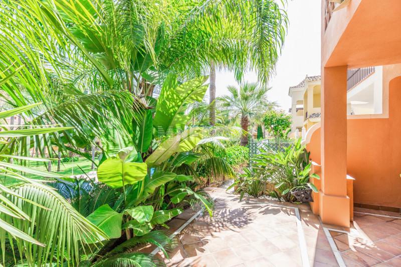 Современный таунхаус в Ломас де Сьерра Бланка