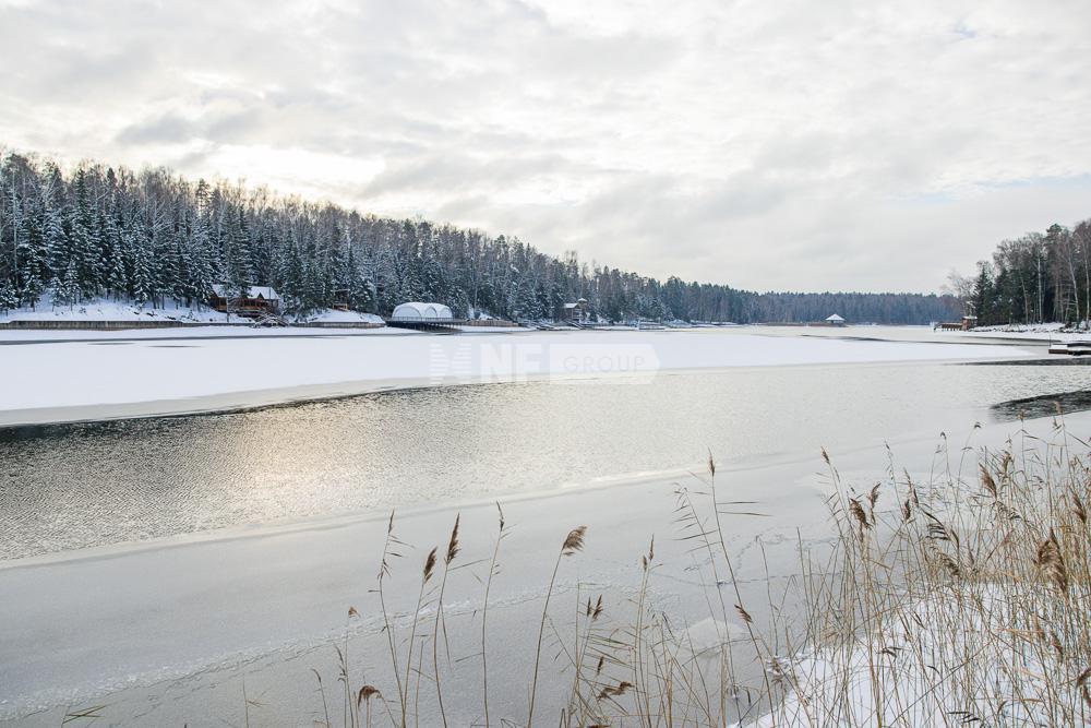«Яхт-клуб Мечта» (Yakht-klub Mechta)