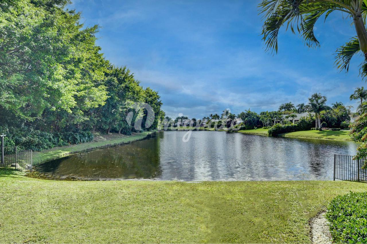 Вилла в 17544  Lake Estates Drive - Boca Raton, Florida