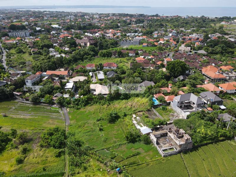 Freehold Land In Bumbak – Umalas