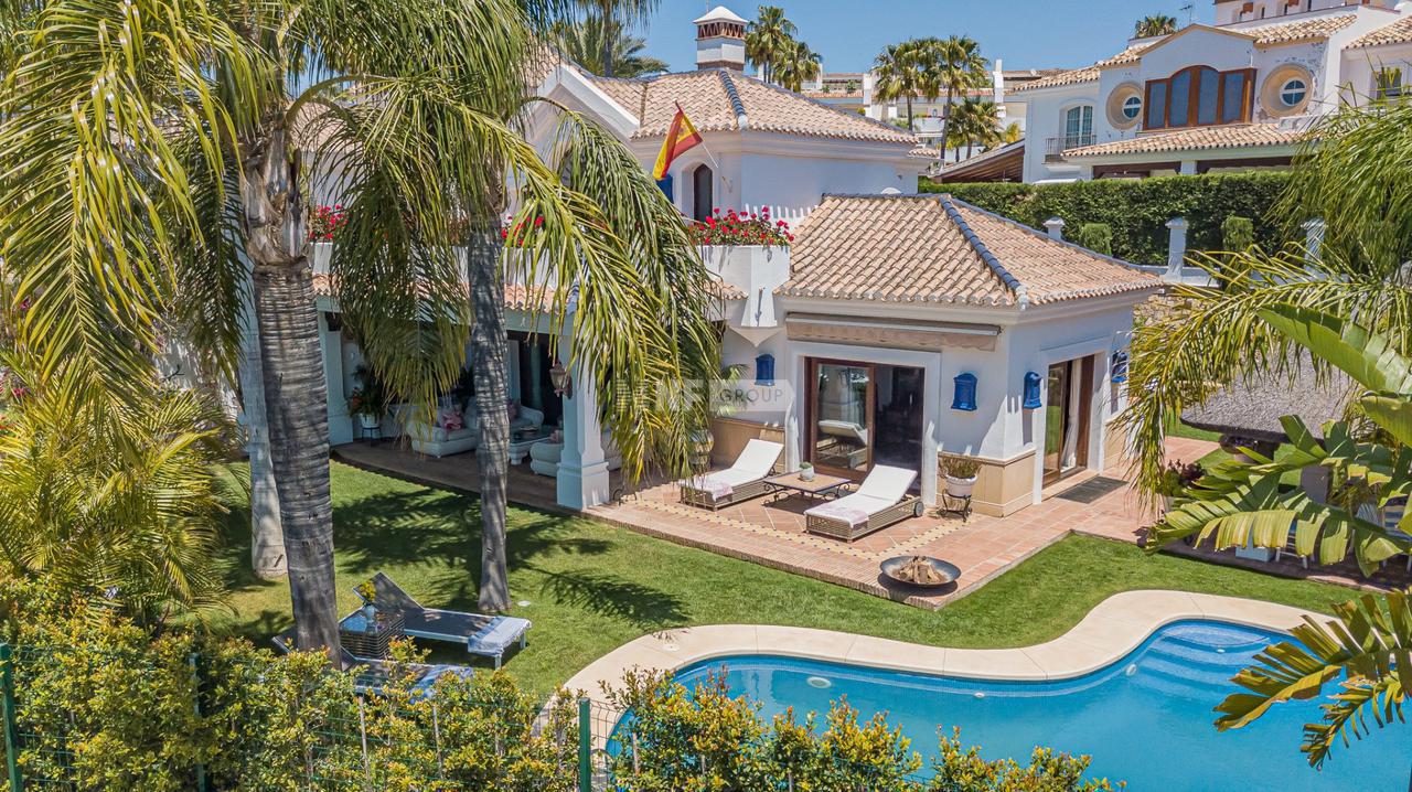 Вилла в Bahia de Marbella, Marbella, Malaga