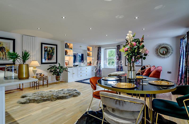 Квартира в Montpellier Drive, Cheltenham, Gloucestershire, GL50.