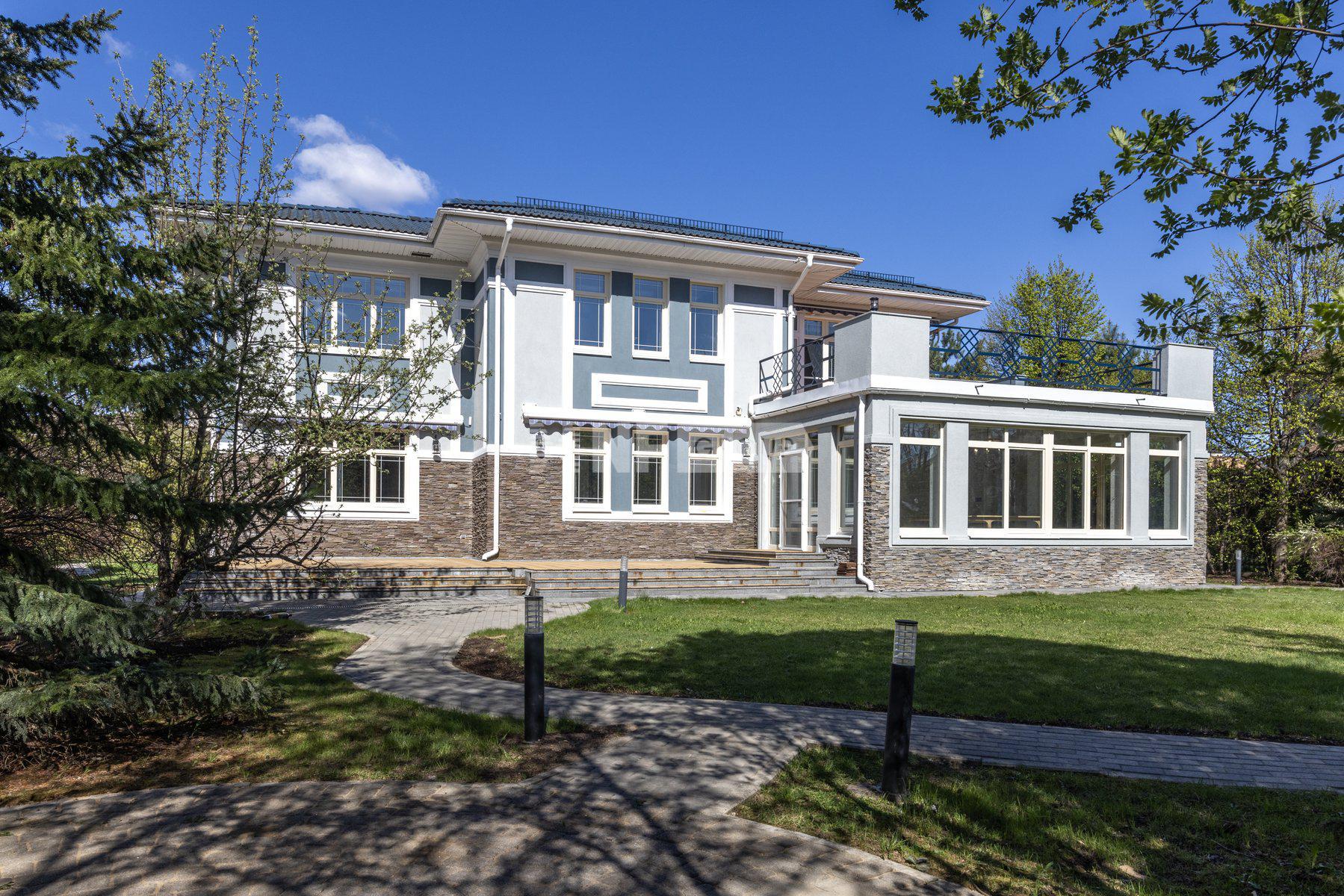 «Покровский» (Pokrovskiy)