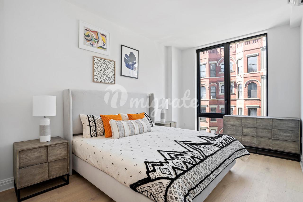Кондоминиум в Parc North, 127 W 112TH ST, 3B - Harlem, New York